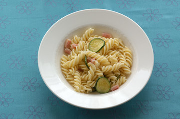 Fusilli alle zucchine e prosciutto - Trentino Alto Adige