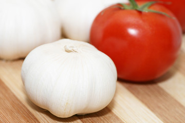 Fresh tomatoes and garlic