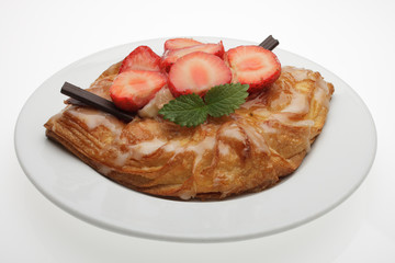 Obstplunder mit Erdbeeren