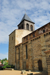 Fototapeta na wymiar Église Sainte-Martine de Pont-du-Château