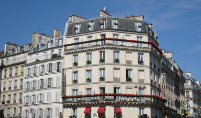 Plakat immeuble parisien