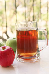 apple juice and apples