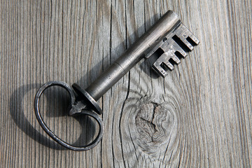 Sclüssel - key