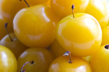 Yellow plums
