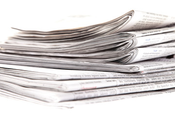 Stapel von Zeitungen