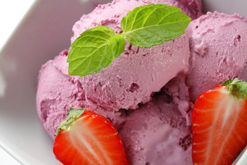 Strawberry Ice cream