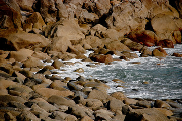 Rochers sur l'île de Room (Guinée)
