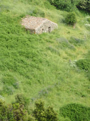 ancienne bergerie desertée