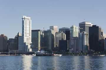 Fototapeta na wymiar Vancouver City Skyline and Coal Harbour