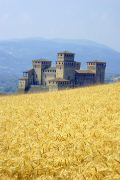 Emilia Romagna, Torrechiara, il Castello 3
