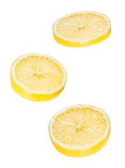 3 Isolierte  Zitronenscheiben