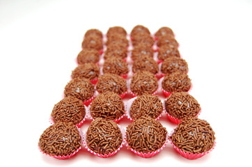 brigadeiros e beijinhos 4