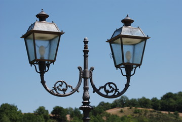 Fototapeta na wymiar lampione in campagna