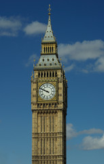 Fototapeta na wymiar wieża zegarowa Big Ben