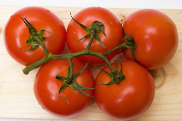 rama con tomates