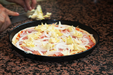 pizza mit artischocken