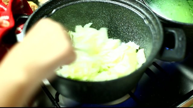 Kohl schmoren