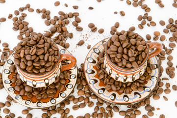 Mokkatassen mit Kaffeebohnen
