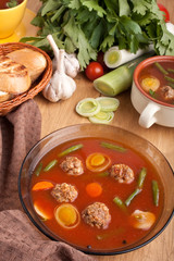 tomato soup with meatballs