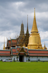 Fototapeta premium Thai buddhist temple Wat phra kaeo