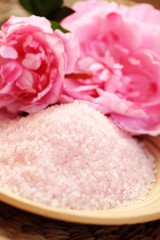 pink bath salt