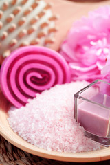 pink bath salt