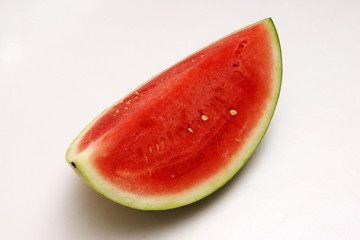 Fototapeta na wymiar ein stück wasser melone