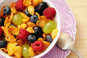 corn flakes with fruits
