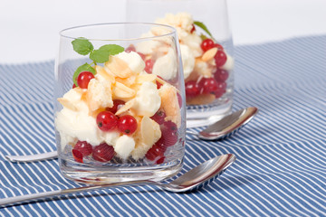 Johannisbeeren mit Mascarpone