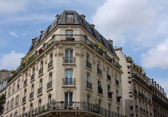Fototapeta na wymiar immeuble paris 21