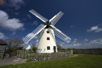 Llynnon Mill