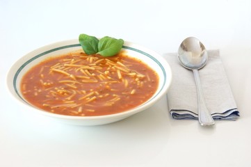 Spaghetti-Teller und Löffel