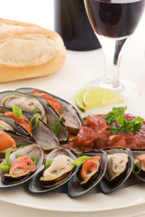 Muscheln mit Tomatensauce