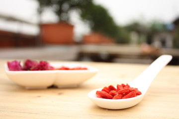 Goji berry with roses