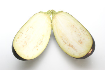eine aufgeschnittene Aubergine