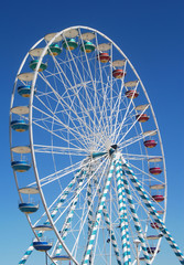 Grande roue entière mi profil à Marseille © Patricia W.