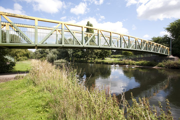 Obraz premium river footbridge