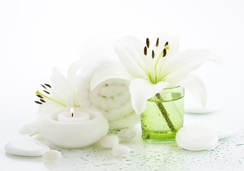 Spa concept in green and white