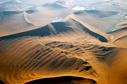 Luftaufnahme der Namib-Wüste, Namibia