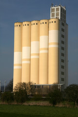 Getreidesilos
