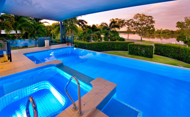 Swimming pool and spa - 15656794
