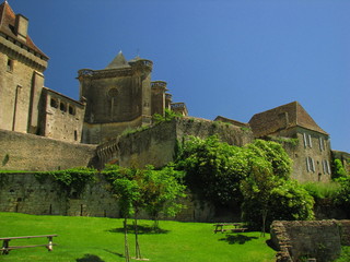 Château de Biron, Vallées du Lot et Garonne