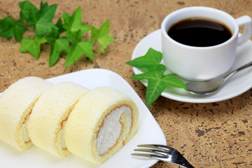 roll cake and coffee
