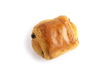 Pain au chocolat sur fond blanc