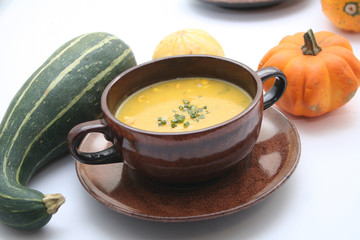 Kürbissuppe mit Mais
