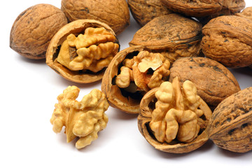 Cracked walnut cores