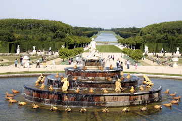 Fontaine et grande allée, Versailles