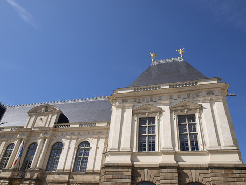 façade du parlement de Bretagne