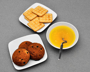 Honey, crackers and cookies