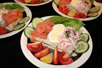 Sandwich with seafood and vegetables